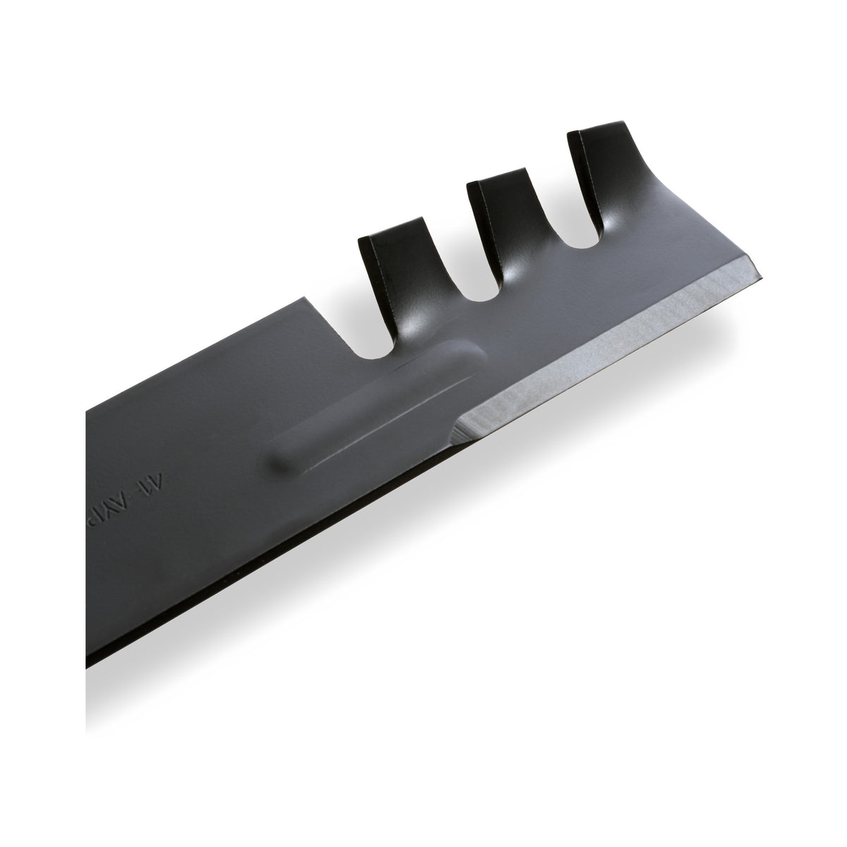 TERRE 42-inch mulching mower blades 2-pack - blade tip and lift detail