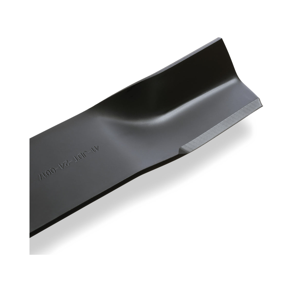TERRE 38-inch high-lift mower blades 2-pack - blade tip and lift detail