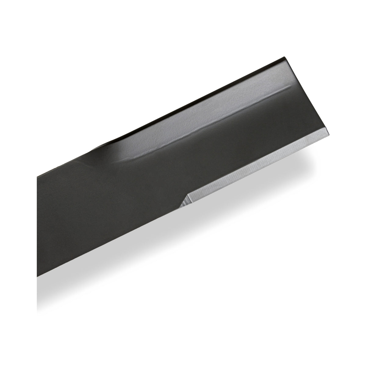 TERRE 62-inch medium-lift mower blades 3-pack - blade tip and lift detail