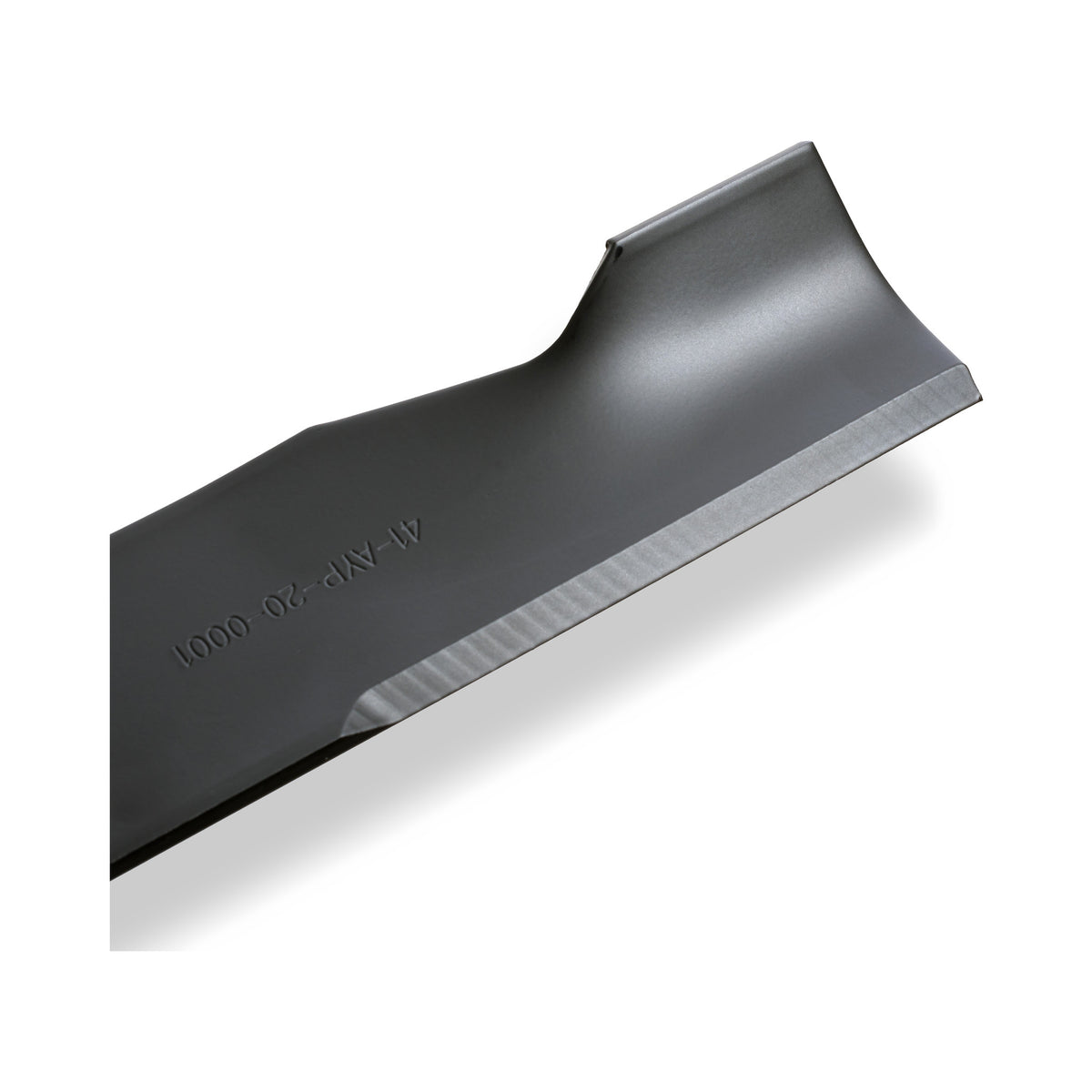 TERRE 48-inch mulching mower blades 3-pack - blade tip and lift detail