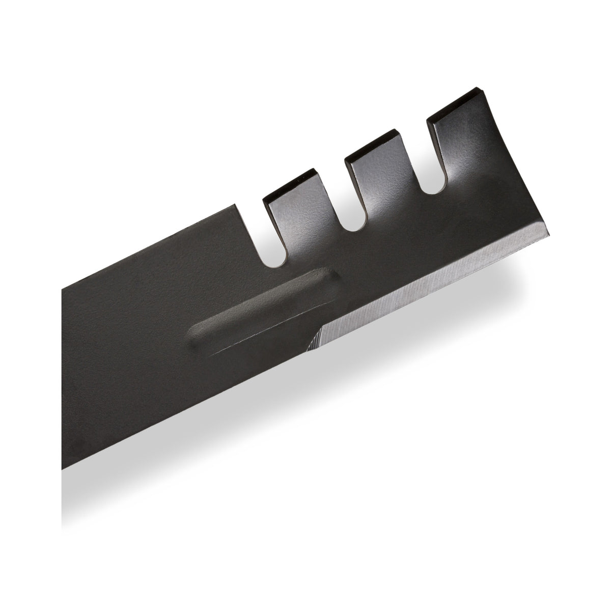 TERRE 46-inch mulching mower blades 3-pack - blade tip and lift detail