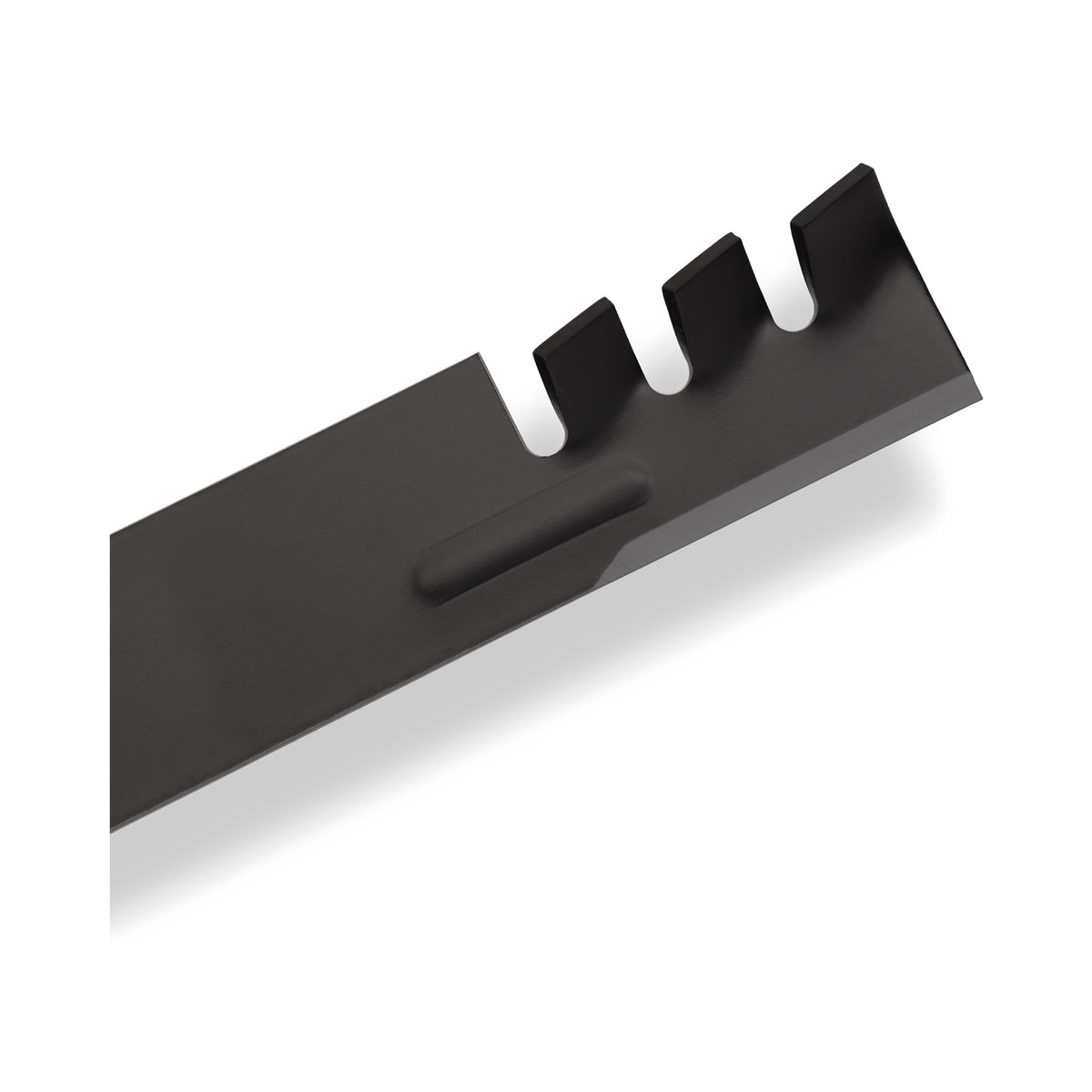 TERRE 52-inch mulching mower blades 3-pack - blade tip and lift detail