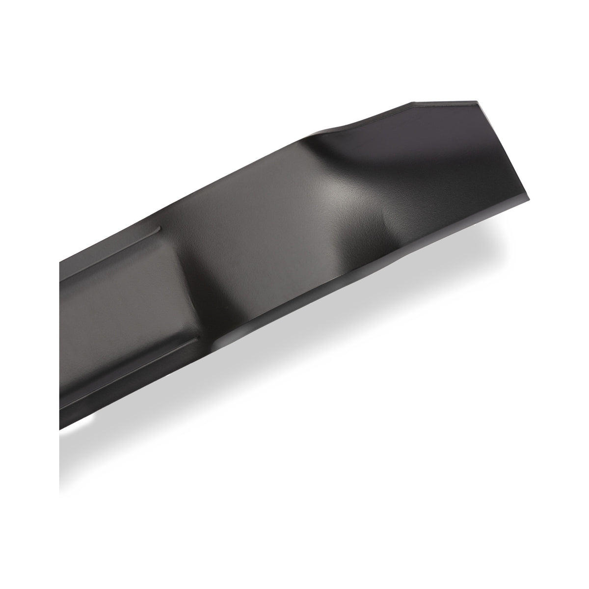 TERRE 42-inch mulching mower blades 2-pack - blade tip and lift detail