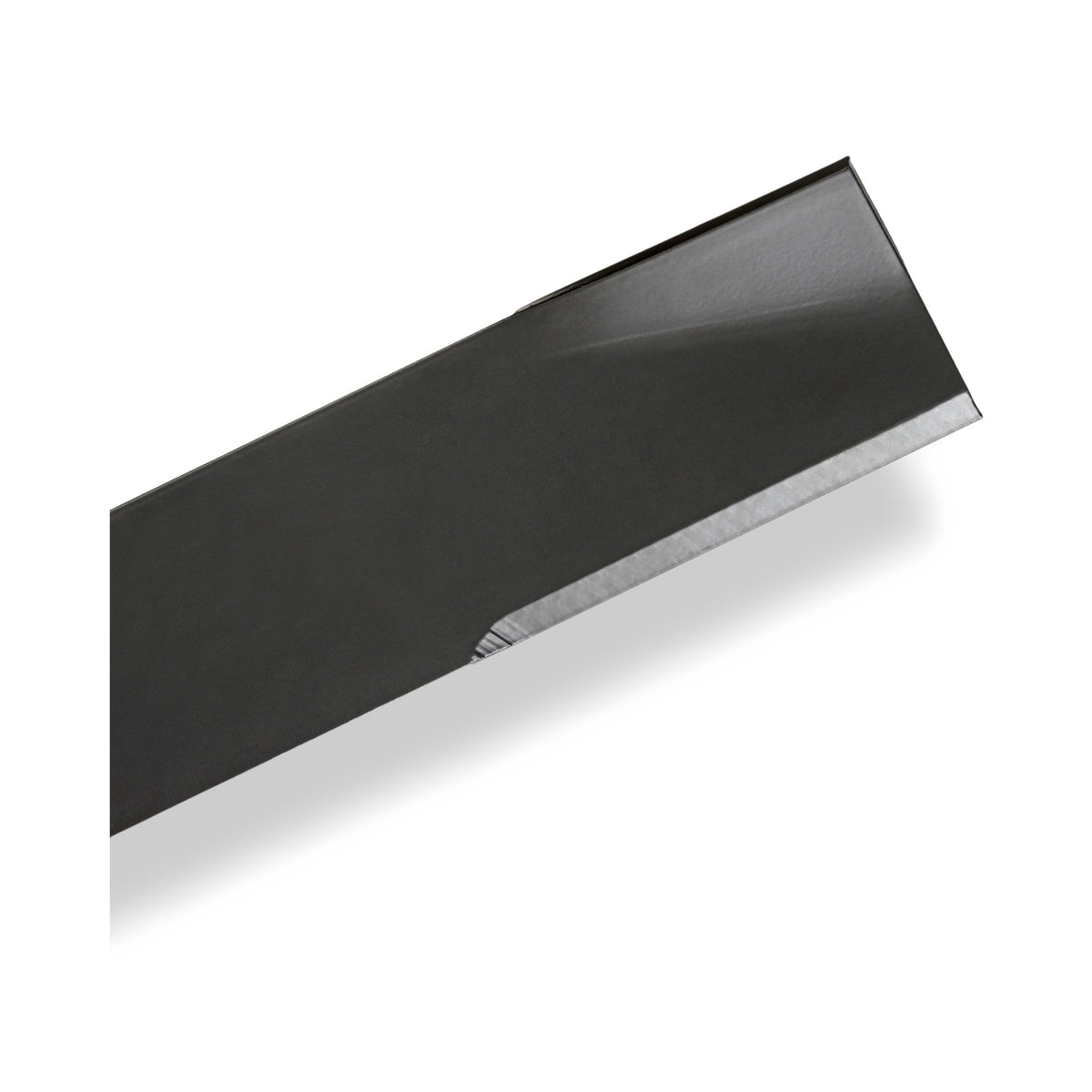 TERRE 52-inch low-lift mower blades 3-pack - blade tip and lift detail