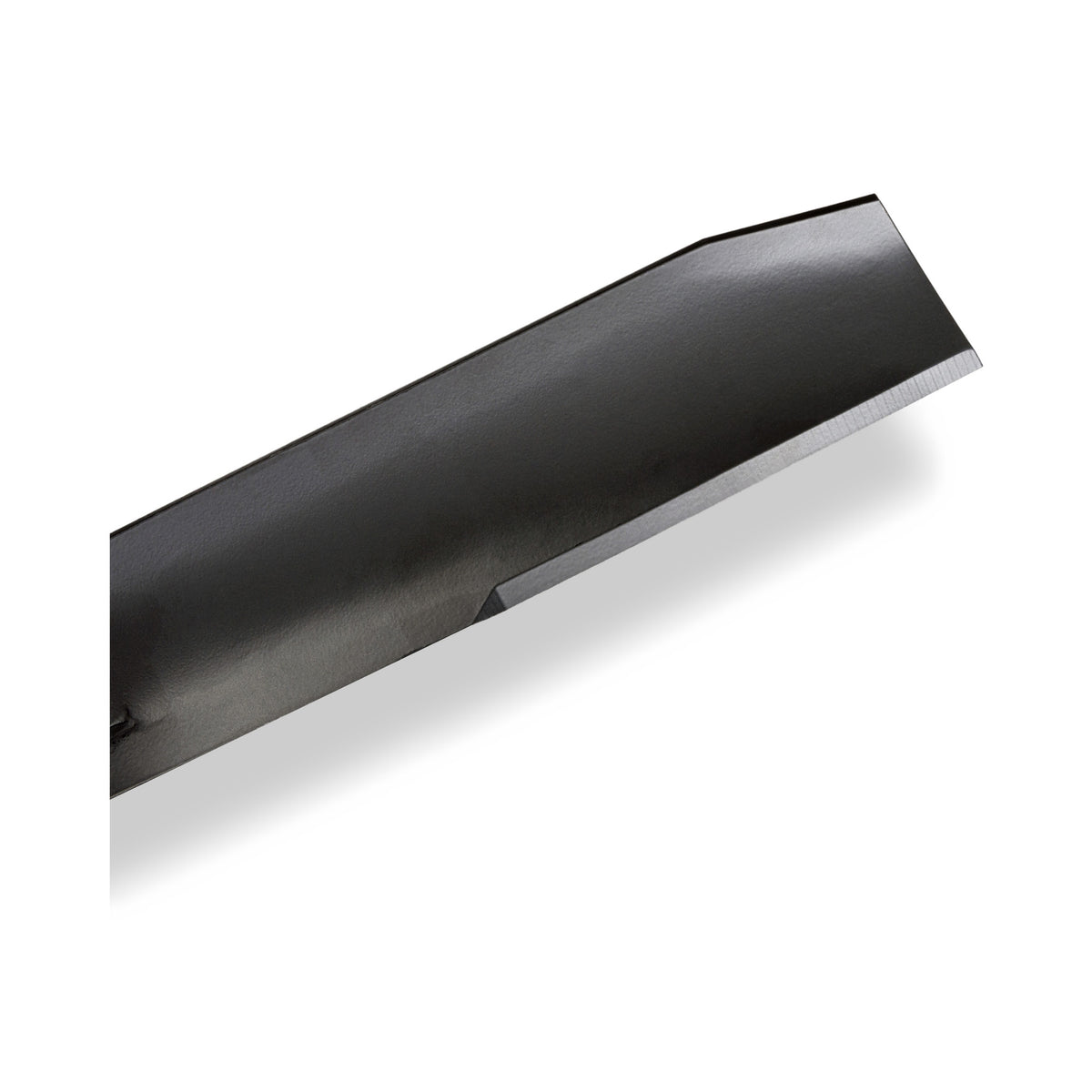 TERRE 22-inch medium-lift mower blade - blade tip and lift detail